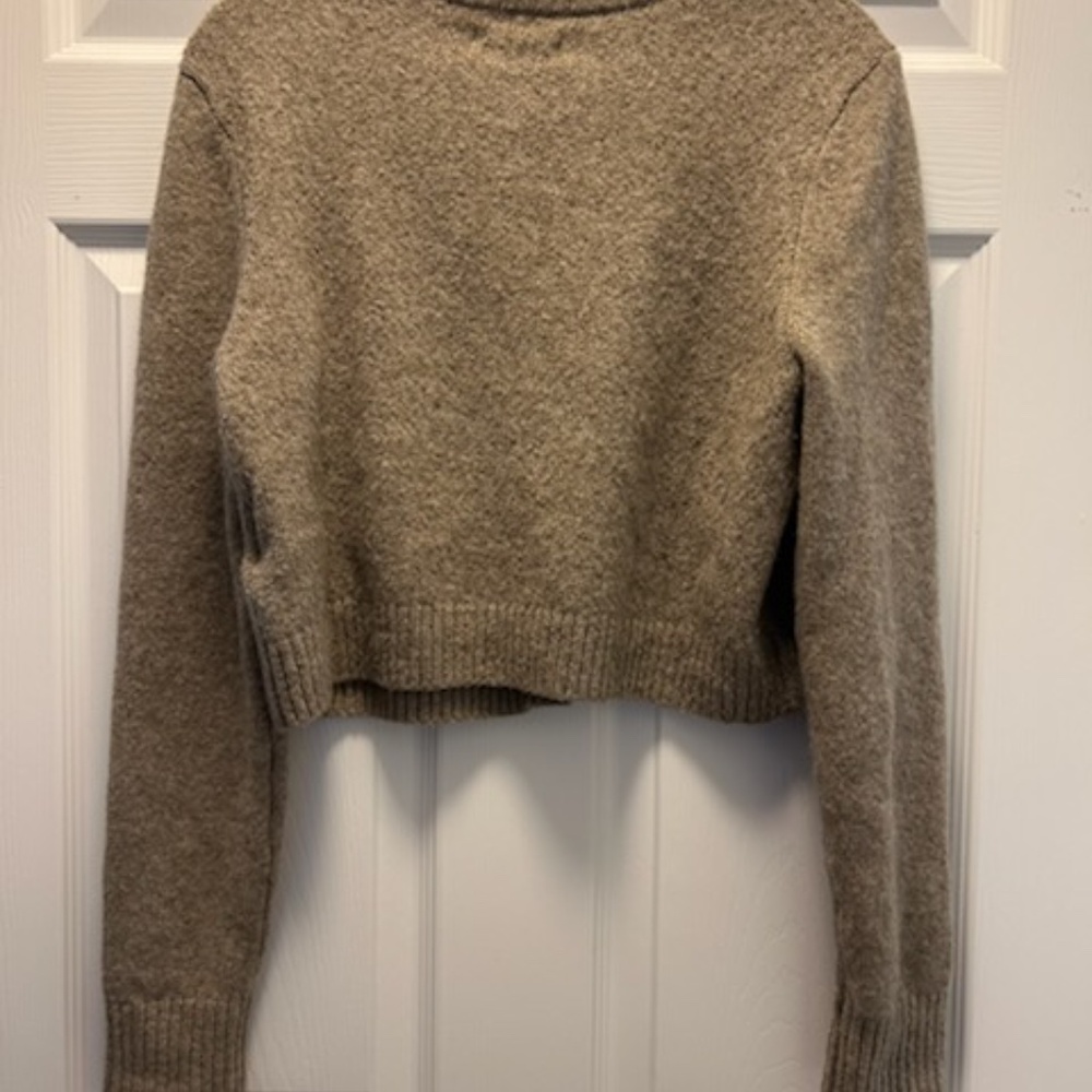 American Eagle cropped cardigan sweater - Size M (NWT) - Picture 4 of 4